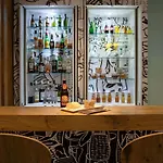 Hotel Ibis Canal Saint Martin 3*