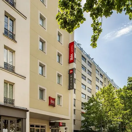 Hotel Ibis Canal Saint Martin 3*