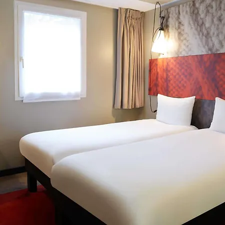 Ibis Canal Saint Martin París