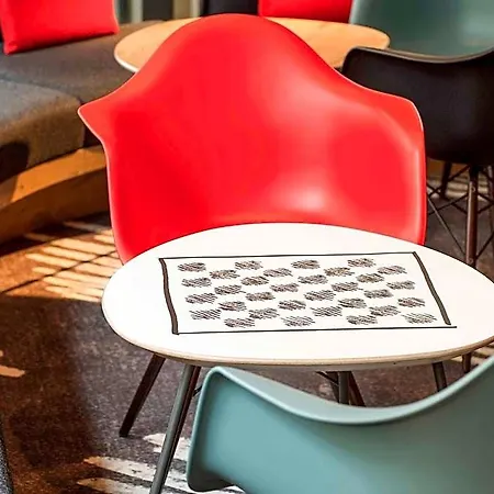 Hotel Ibis Canal Saint Martin Parigi