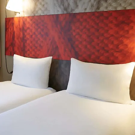 Ibis Canal Saint Martin Hotel 3*