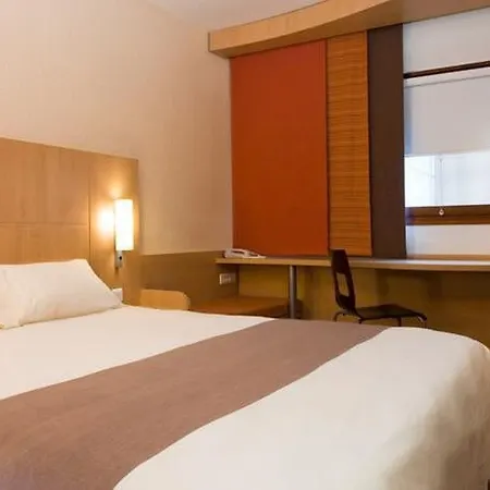 Ibis Canal Saint Martin