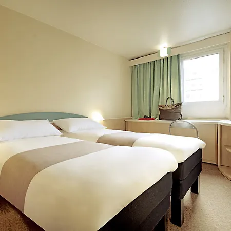 Ibis Canal Saint Martin Parijs