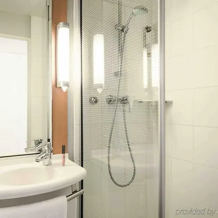 Ibis Canal Saint Martin Hotel 3*