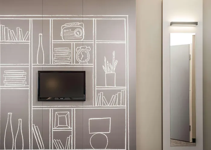 Ibis Canal Saint Martin מלון 3*