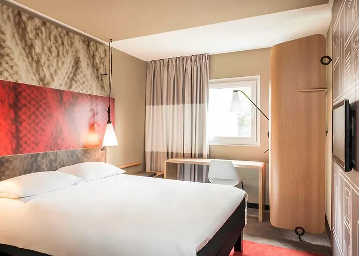 Ibis Canal Saint Martin Paris