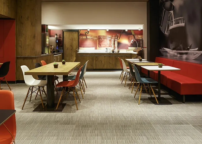 Ibis Canal Saint Martin 3* Paris